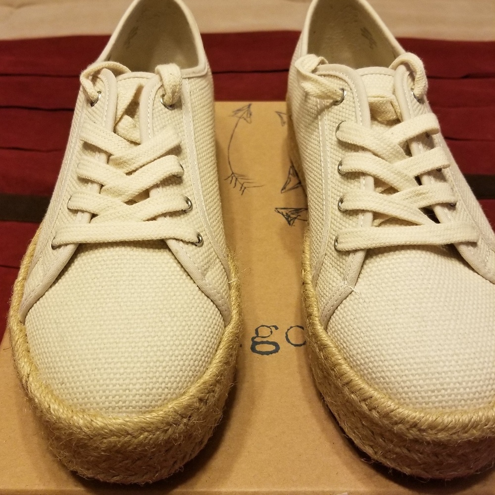 Indigo rd womens woven espedille sz 7